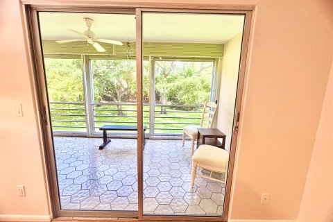 Copropriété à vendre à Deerfield Beach, Floride: 2 chambres, 92.9 m2 № 2089650 - photo 13