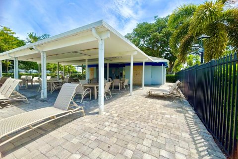 Copropriété à vendre à Deerfield Beach, Floride: 2 chambres, 92.9 m2 № 2089650 - photo 26