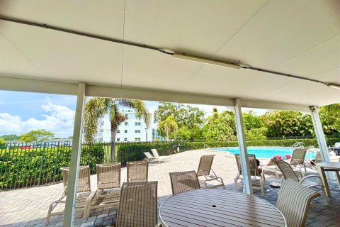 Copropriété à vendre à Deerfield Beach, Floride: 2 chambres, 92.9 m2 № 2089650 - photo 27