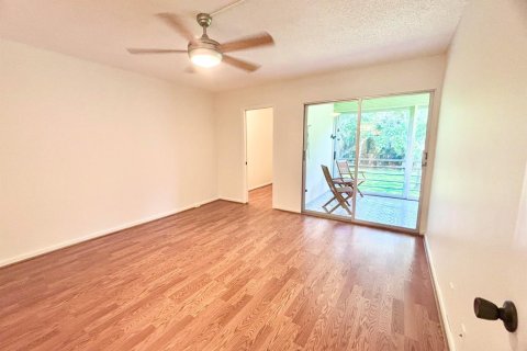 Copropriété à vendre à Deerfield Beach, Floride: 2 chambres, 92.9 m2 № 2089650 - photo 11