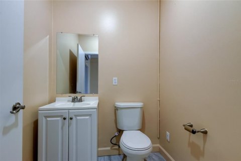 Immobilier commercial à louer à Holiday, Floride: 525.08 m2 № 1903373 - photo 22