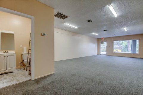 Commercial property in Holiday, Florida 525.08 sq.m. № 1903373 - photo 20