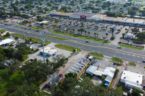 Propiedad comercial en alquiler en Holiday, Florida, 525.08 m2 № 1903373 - foto 8