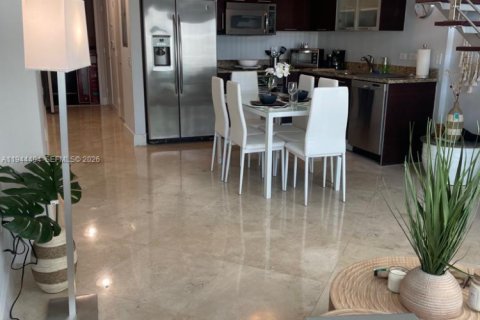 Condo in Miami, Florida, 1 bedroom  № 2001595