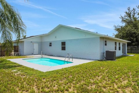 Casa en venta en Winter Haven, Florida, 3 dormitorios, 133.04 m2 № 1855904 - foto 20