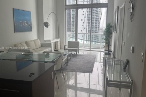 Copropriété à louer à Miami, Floride: 1 chambre, 78.22 m2 № 2414738 - photo 4