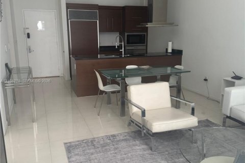 Copropriété à louer à Miami, Floride: 1 chambre, 78.22 m2 № 2414738 - photo 3