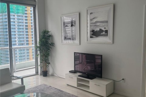 Copropriété à louer à Miami, Floride: 1 chambre, 78.22 m2 № 2414738 - photo 2