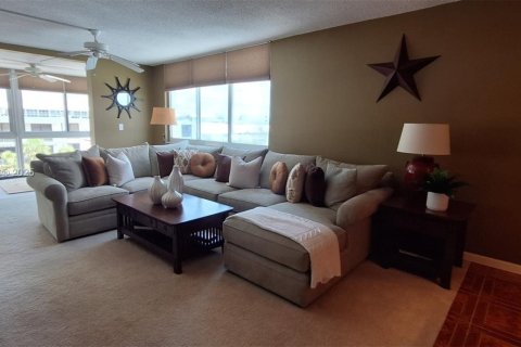 Copropriété à vendre à Fort Lauderdale, Floride: 2 chambres, 107.77 m2 № 1961094 - photo 12
