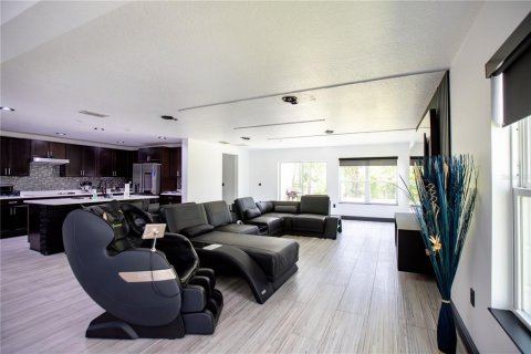 Villa ou maison à vendre à Orlando, Floride: 4 chambres, 214.88 m2 № 1737098 - photo 9