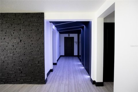 Villa ou maison à vendre à Orlando, Floride: 4 chambres, 214.88 m2 № 1737098 - photo 4