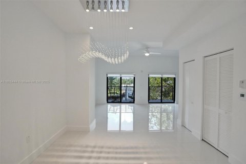 Adosado en alquiler en Pompano Beach, Florida, 3 dormitorios, 177.16 m2 № 2055197 - foto 18