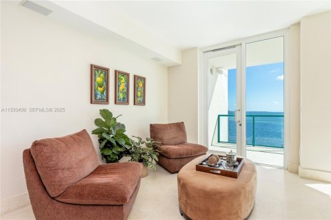 Condo in Miami, Florida, 3 bedrooms № 2089755 - photo 22