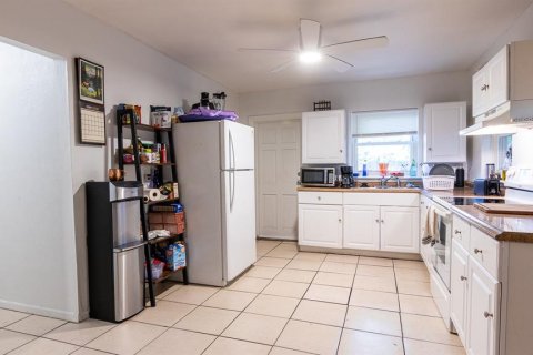 Propiedad comercial en venta en Sarasota, Florida, 4 dormitorios, 156.08 m2 № 2297149 - foto 9