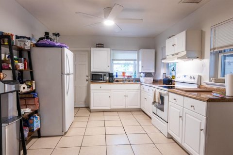 Propiedad comercial en venta en Sarasota, Florida, 4 dormitorios, 156.08 m2 № 2297149 - foto 7