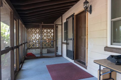 Propiedad comercial en venta en Sarasota, Florida, 4 dormitorios, 156.08 m2 № 2297149 - foto 4