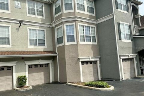 Condominio en Orlando, Florida, 2 dormitorios  № 2157910