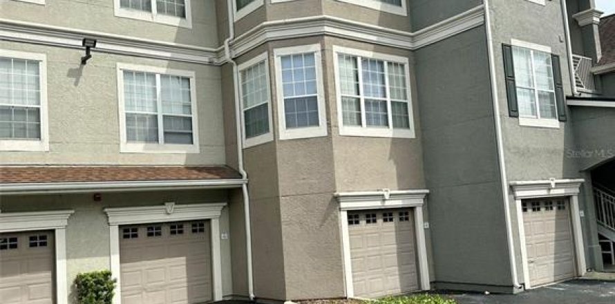 Condominio en Orlando, Florida, 2 dormitorios  № 2157910