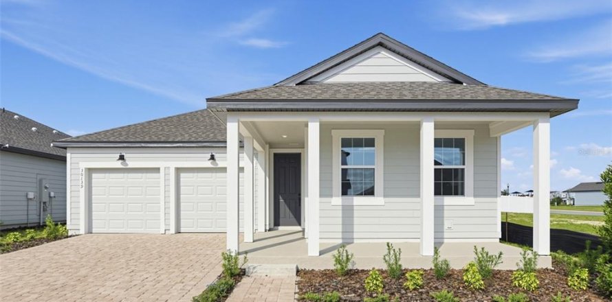 House in Mount Dora, Florida 3 bedrooms, 206.8 sq.m. № 2429384