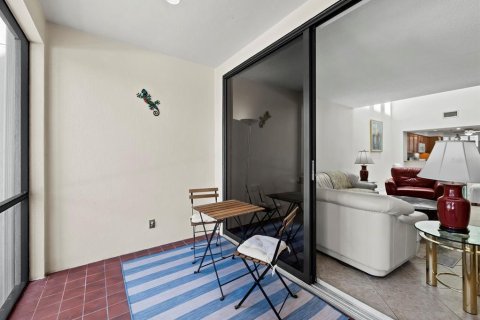 Condo in Longboat Key, Florida, 2 bedrooms  № 1907269 - photo 7