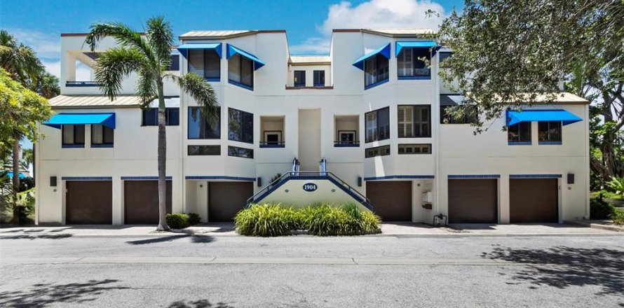 Condominio en Longboat Key, Florida, 2 dormitorios № 1907269