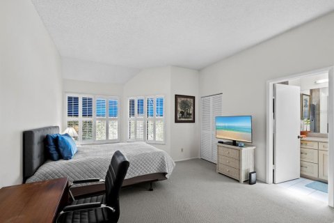 Condo in Longboat Key, Florida, 2 bedrooms  № 1907269 - photo 26