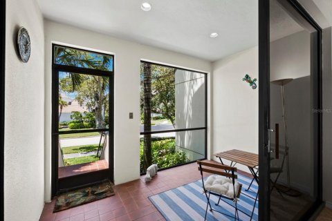 Condo in Longboat Key, Florida, 2 bedrooms  № 1907269 - photo 6