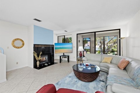 Condo in Longboat Key, Florida, 2 bedrooms  № 1907269 - photo 5