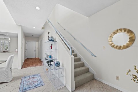 Condo in Longboat Key, Florida, 2 bedrooms  № 1907269 - photo 16