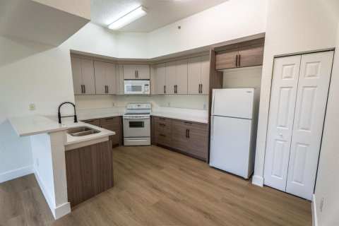 Condominio en venta en Coral Springs, Florida, 3 dormitorios, 116.13 m2 № 2178377 - foto 4