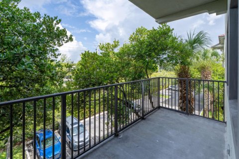 Condominio en venta en Coral Springs, Florida, 3 dormitorios, 116.13 m2 № 2178377 - foto 19