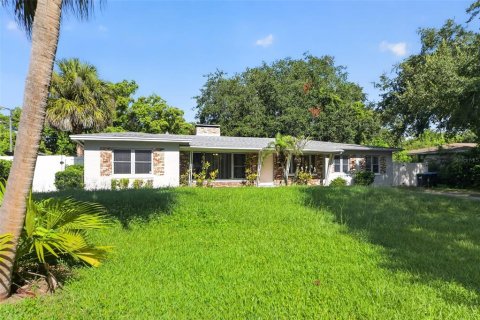 Casa en Winter Park, Florida 3 dormitorios, 183.85 m2 № 2273246