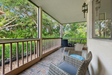 Condominio en alquiler en Palm Beach Gardens, Florida, 2 dormitorios, 126.9 m2 № 1171258 - foto 1