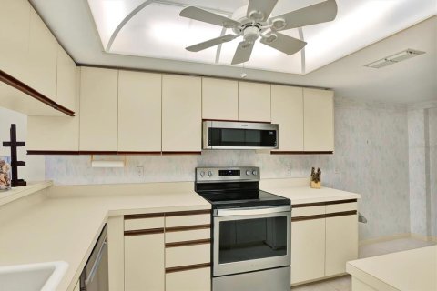 Copropriété à vendre à Tarpon Springs, Floride: 2 chambres, 104.52 m2 № 1835127 - photo 15
