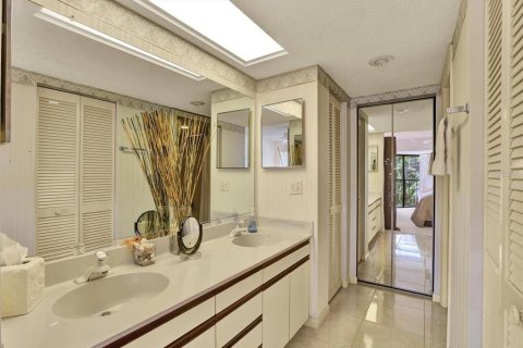 Copropriété à vendre à Tarpon Springs, Floride: 2 chambres, 104.52 m2 № 1835127 - photo 11