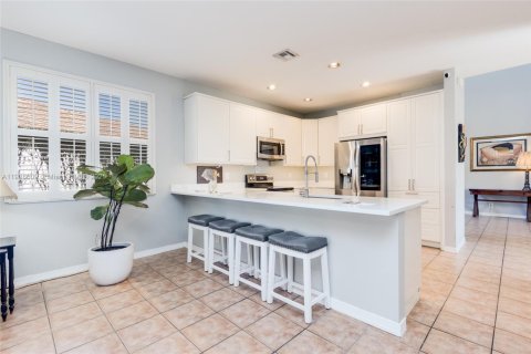 Casa en venta en Weston, Florida, 5 dormitorios, 227.61 m2 № 1965308 - foto 21