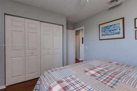 Casa en venta en Weston, Florida, 5 dormitorios, 227.61 m2 № 1965308 - foto 26