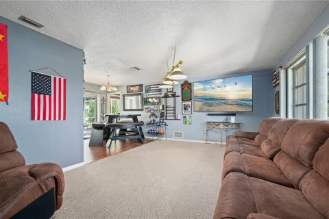 House in Port Charlotte, Florida 3 bedrooms, 155.89 sq.m. № 1317522 - photo 8