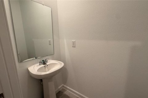 Townhouse in Apopka, Florida 3 bedrooms, 137.12 sq.m. № 1903431 - photo 15