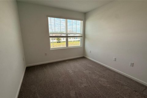 Townhouse in Apopka, Florida 3 bedrooms, 137.12 sq.m. № 1903431 - photo 30