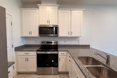 Townhouse in Apopka, Florida 3 bedrooms, 137.12 sq.m. № 1903431 - photo 13
