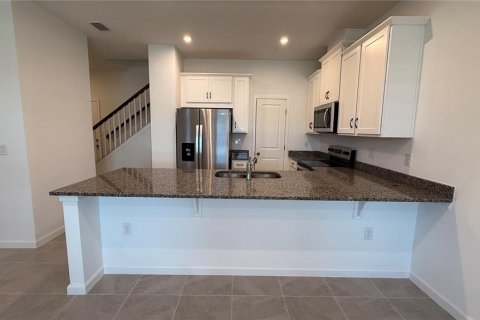 Townhouse in Apopka, Florida 3 bedrooms, 137.12 sq.m. № 1903431 - photo 9