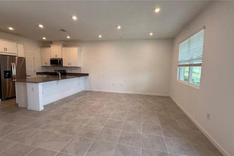 Townhouse in Apopka, Florida 3 bedrooms, 137.12 sq.m. № 1903431 - photo 5
