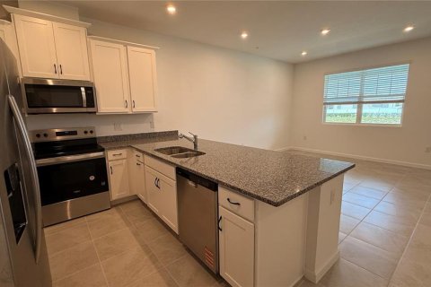 Townhouse in Apopka, Florida 3 bedrooms, 137.12 sq.m. № 1903431 - photo 10