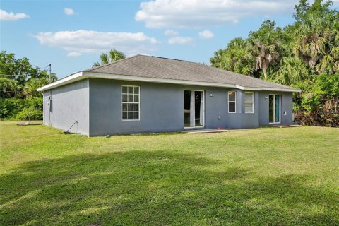 Villa ou maison à vendre à North Port, Floride: 3 chambres, 128.76 m2 № 2195614 - photo 21