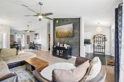Villa ou maison à vendre à North Port, Floride: 3 chambres, 128.76 m2 № 2195614 - photo 5