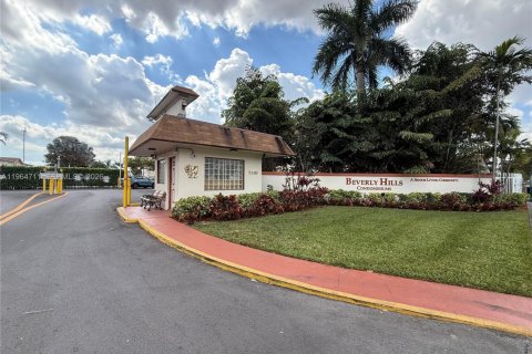 Condominio en venta en Hollywood, Florida, 2 dormitorios, 81.75 m2 № 2026058 - foto 20