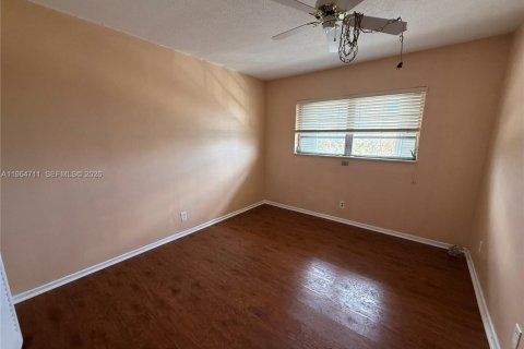 Condominio en venta en Hollywood, Florida, 2 dormitorios, 81.75 m2 № 2026058 - foto 8