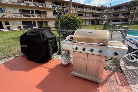 Condominio en venta en Hollywood, Florida, 2 dormitorios, 81.75 m2 № 2026058 - foto 17