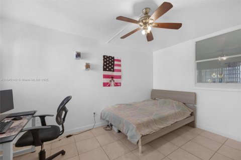 Condo in Miami, Florida, 3 bedrooms  № 1848251 - photo 30